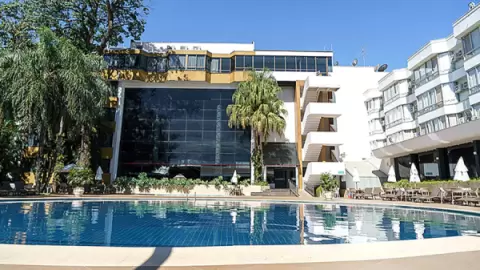 Imagem representativa: Hospedagem Rafain Palace Hotel & Convention em Foz do Iguaçu | Solicite orçamento